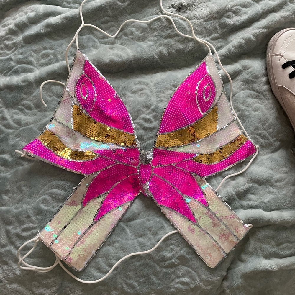 Butterfly crop top